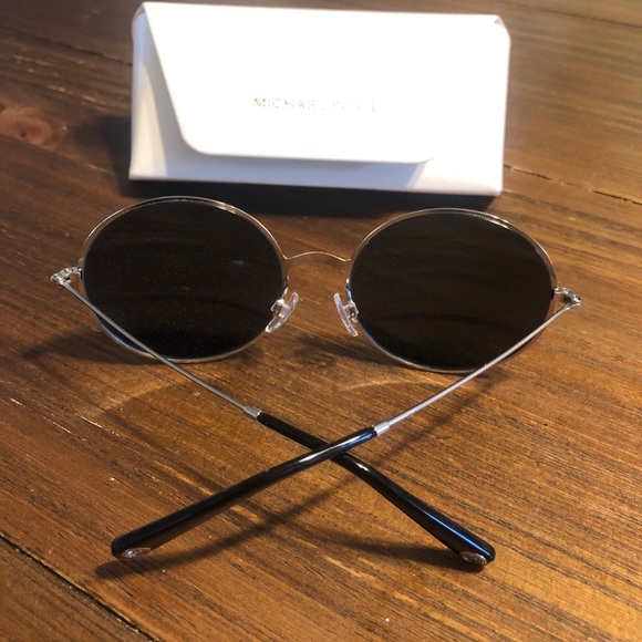 Michael Kors Sunglasses Kendall II Round Rimless - Picture 6 of 7